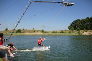 Kurse für Anfänger auf der Wasserski-Anlage von Cable Park Rügen in Zirkow